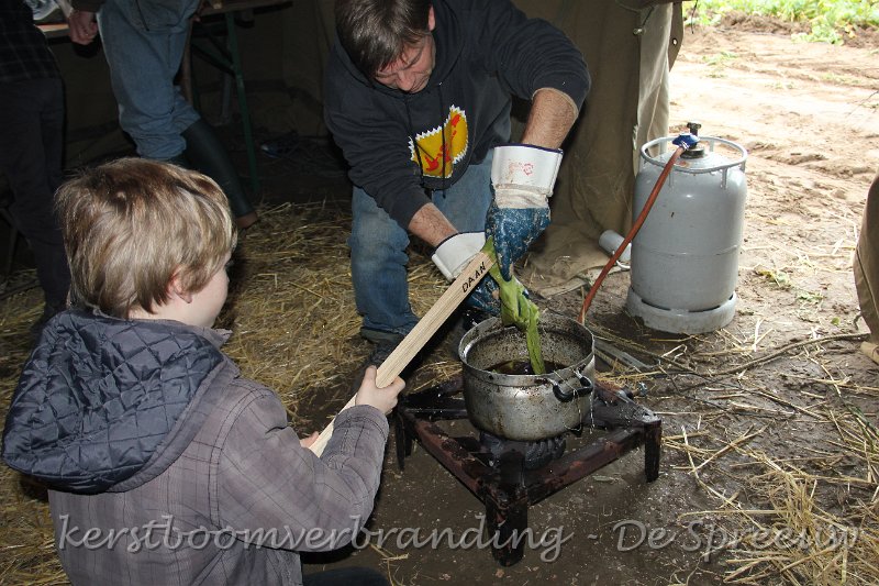 IMG_2292.JPG - de ene fakkel na de andere