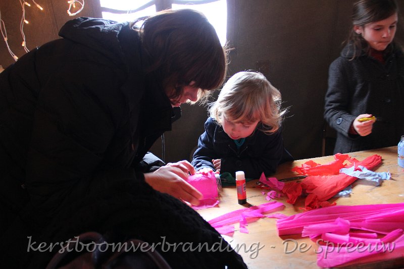 IMG_2303.JPG - aan de kleuren te zien, zijn dit positieve mensen