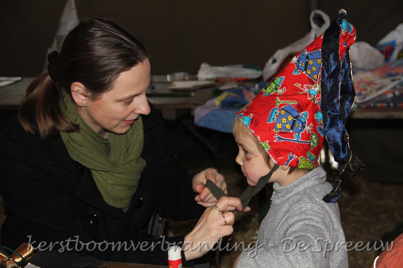 IMG_2308.JPG - kom eens hier, ik zal dat eens wat beter knopen