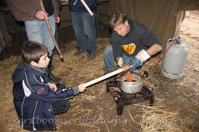 IMG_2373.JPG - en maar draaien met die stok