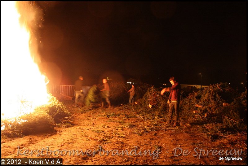 kerstboomverbranding_deSpreeuw2012-013.jpg