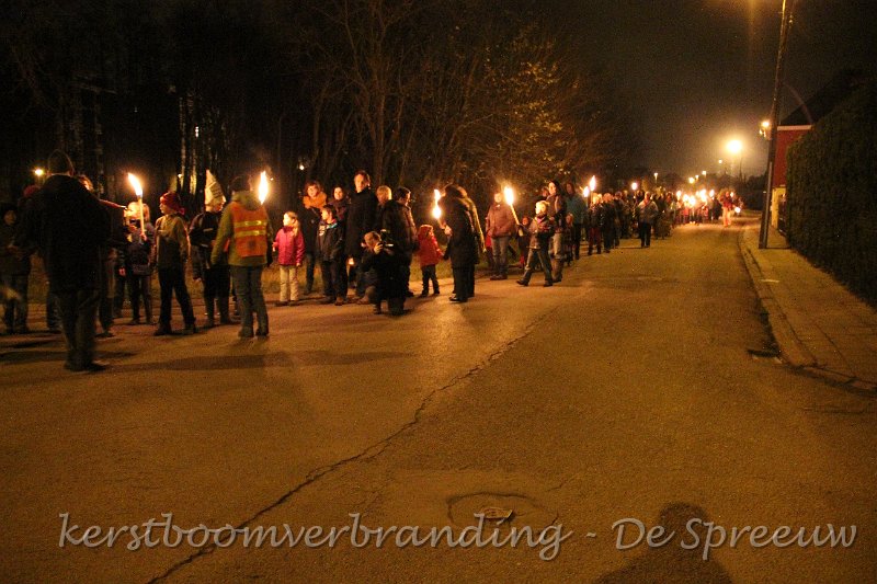 IMG_2462.JPG - tja, volgens de politie waren het een paar duizenden en volgens de organisatoren waren het er tienduizenden...