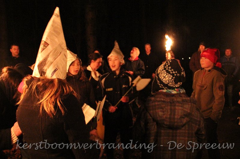 IMG_2472.JPG - toen vielen de kinderen in