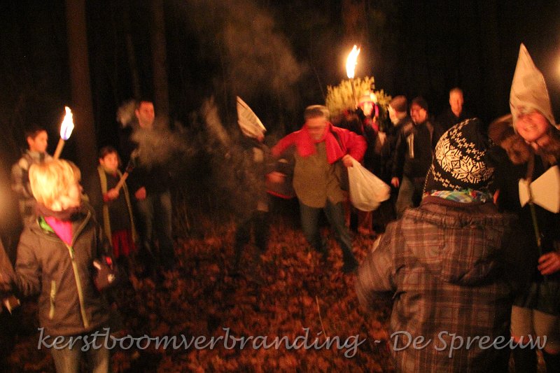 IMG_2481.JPG - sommige volwassenen konden het ook niet laten van wat rond te zwieren