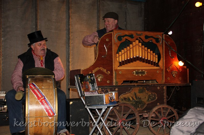 IMG_2581.JPG - allée Charel, volgen met uw trommelke, hé