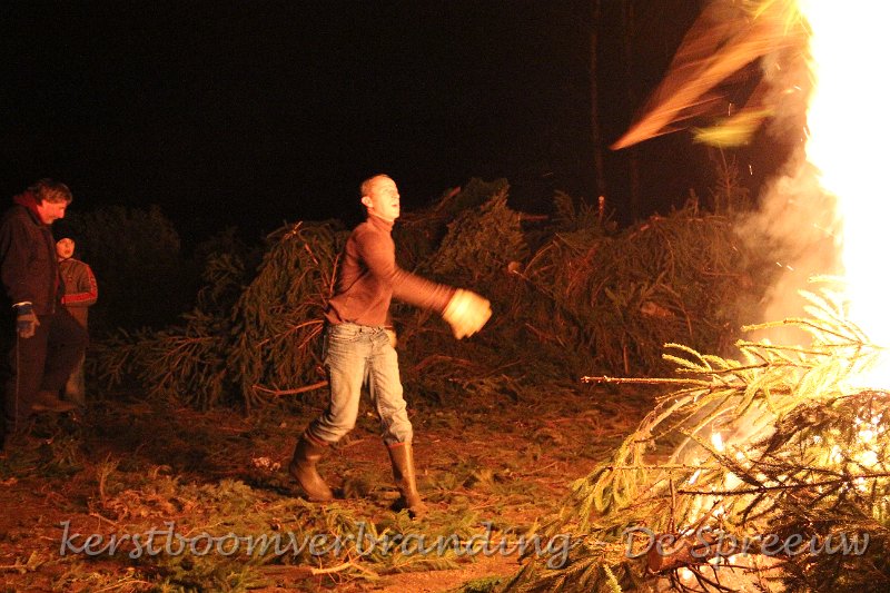 IMG_2594.JPG - die gooit alles bijna over de brandstapel