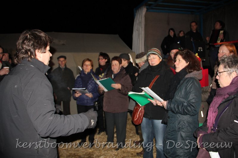 IMG_2630.JPG - dan was het de beurt aan de andere dirigent