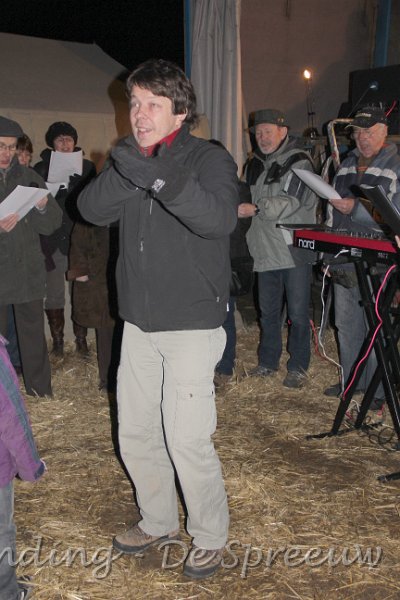 IMG_2661.JPG - allée mensen, allemaal in de maat klappen