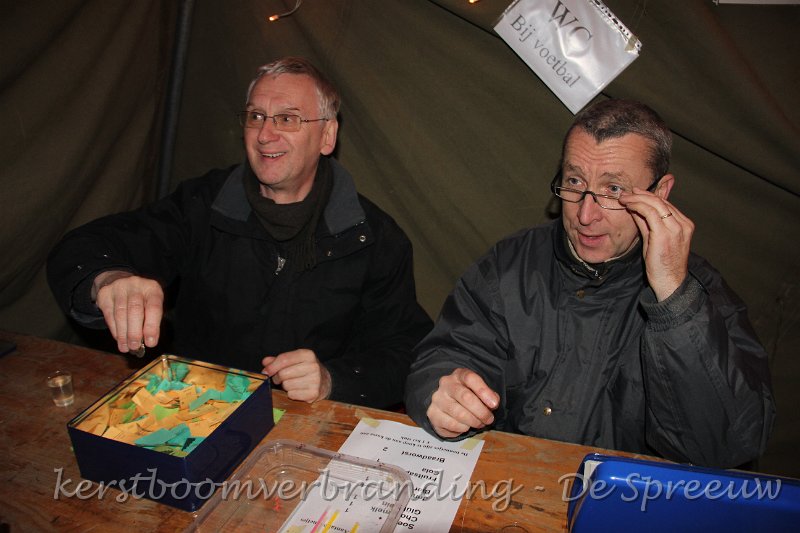 IMG_2692.JPG - allée, ge moet niet kwaad zijn, het was maar om te zwanzen