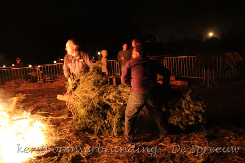 IMG_2742.JPG - ne komen de zwaar kanonnen