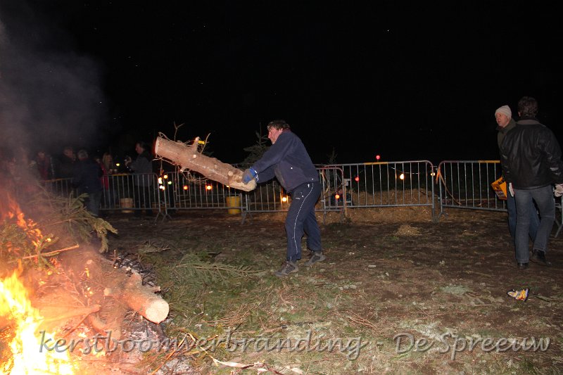 IMG_2759.JPG - voilà zie, efkens algauw erop zwieren