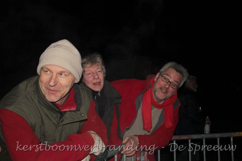 IMG_2849.JPG - hoort dat af, nu begint die nog te zingen ook!