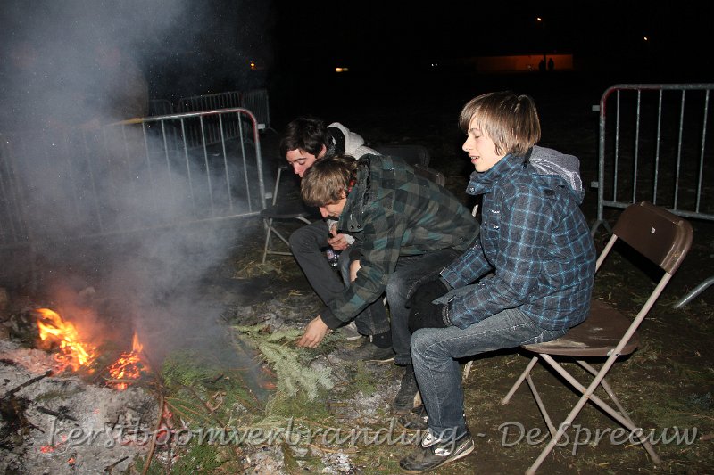 IMG_2866.JPG - hier beginnen de luikjes ook al dicht te vallen