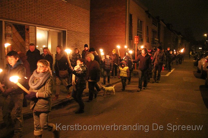 IMG_3837.JPG - ne stoet van bijne enkele kilometers lang