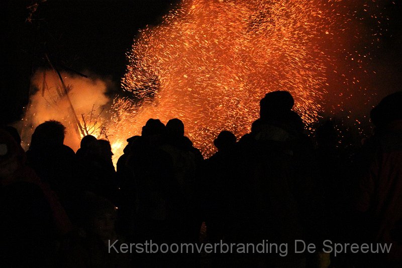 IMG_3962.JPG - men kon over de koppen lopen