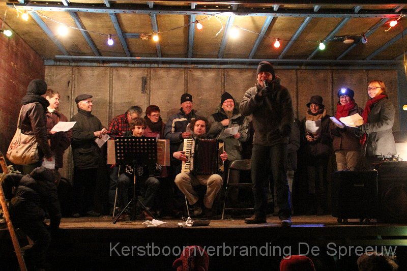 IMG_4047.JPG - ons eigen Muizens zangkoor Novis Cantores...