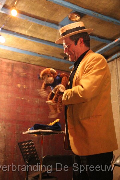 IMG_4105.JPG - hoe die floere aap nu weer noemt, weet ik niet...