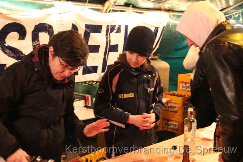 IMG_4196.JPG - mannen, ik zal geven wat ik nog heb