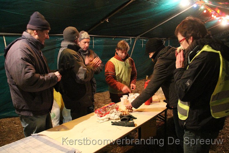 IMG_4262.JPG - als bedanking een stukje suikerwafel