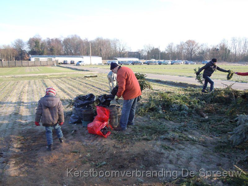 DSCN0329.JPG - zit hier niks bruikbaars in?