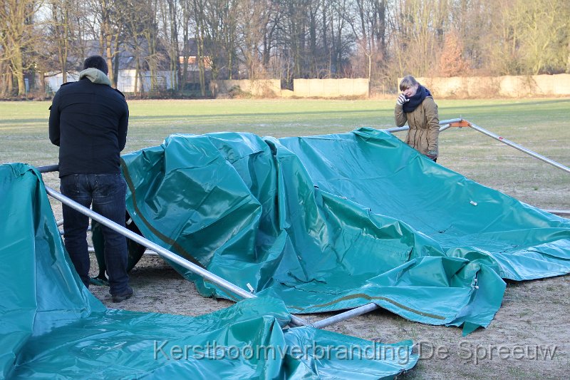 IMG_3356.JPG - en blinken dat die tent doet, het is precies een nieuwe