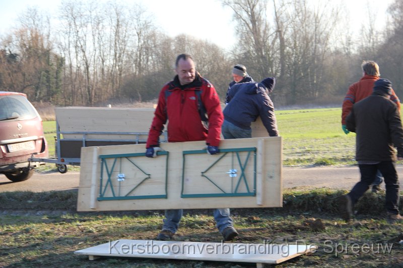 IMG_3505.JPG - wat denkt ge van wat tafels te plaatsen?