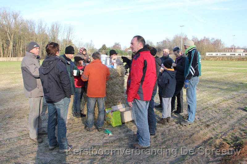 IMG_3515.JPG - en dan terug allen naar de bar