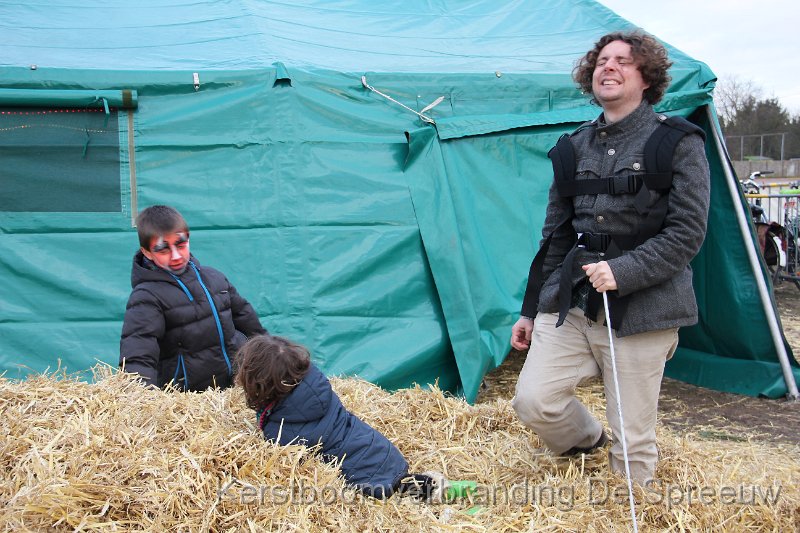 IMG_3684.JPG - zie dat ge verstopt zijt, want ik kom u zoeken.. !