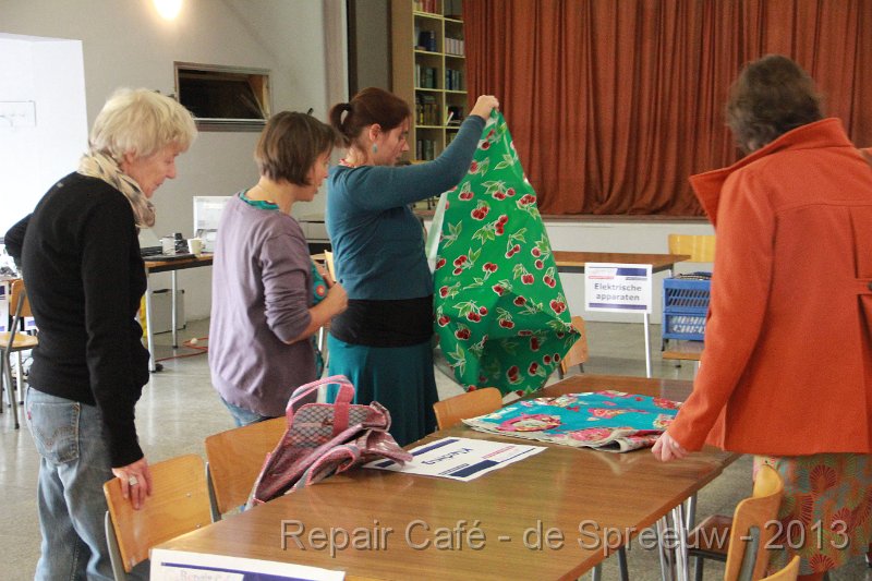 IMG_4549.JPG - er werd zelfs voorzien in leuke tafelkleedjes