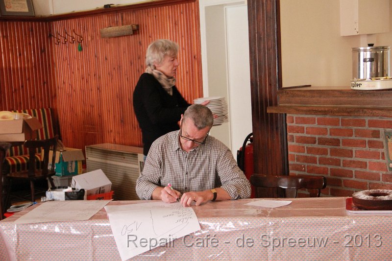 IMG_4558.JPG - straf? 150 keer schrijven: Ik moet bier drinken...