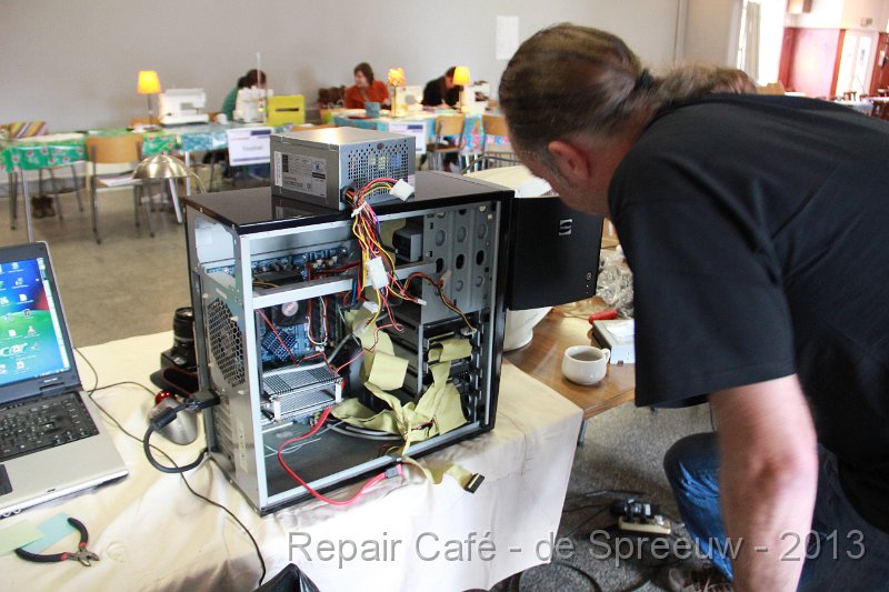 IMG_4697.JPG - ola, wat zit daar allemaal in?