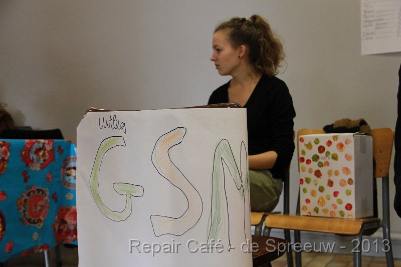 IMG_4727.JPG - hoe? niemand die uitleg moet hebben van ne GSM?