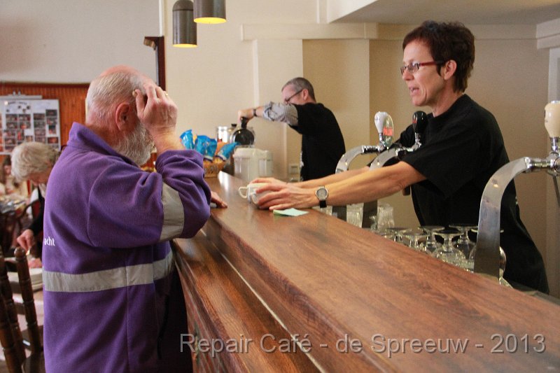 IMG_4798.JPG - ik heb koppijn van al dat graveren....