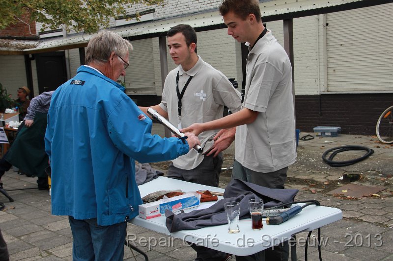 IMG_4852.JPG - een buis van de stofzuiger... om te lassen?