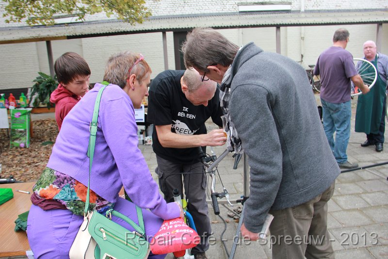 IMG_4940.JPG - daar wordt nogal energie ingestoken, me dunkt