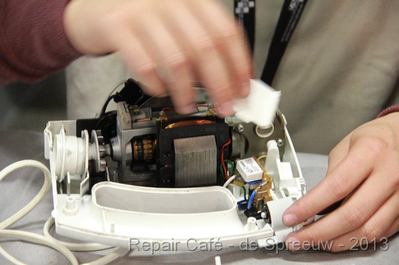 IMG_4951.JPG - nen uitgeklede mixer