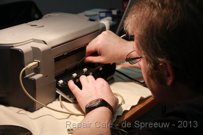 IMG_5005.JPG - met een printer uit te kuisen