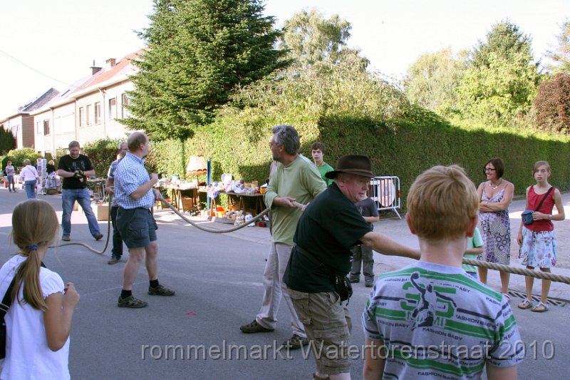 IMG_7803.JPG - dan de grote finale: Spreeuwenhoek tegen de Watertorenstraat
