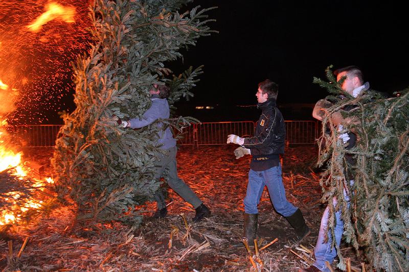 IMG_0608.JPG - en nu de beuk erin....maar da kribbelt in mijn neuzeke