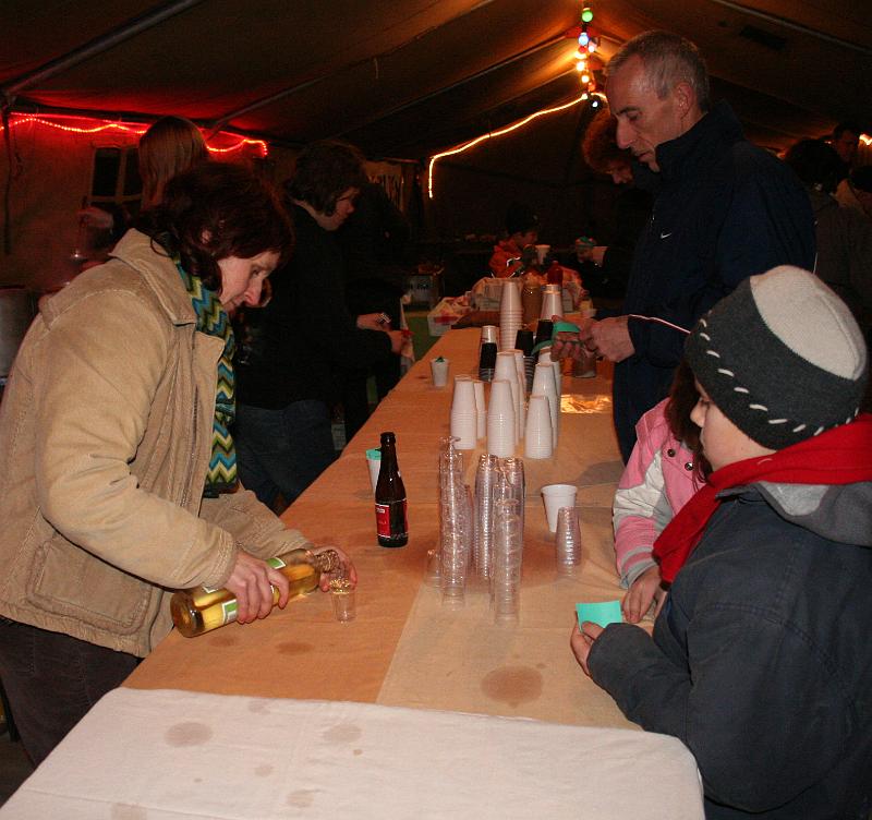 IMG_0627.JPG - en voor de meisjes een jeneverke?