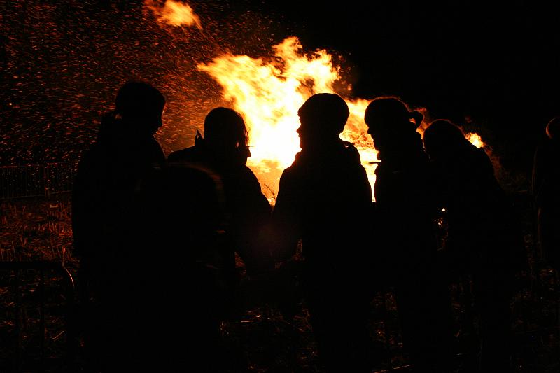 IMG_0678.JPG - schilderij: schimmen in het donker