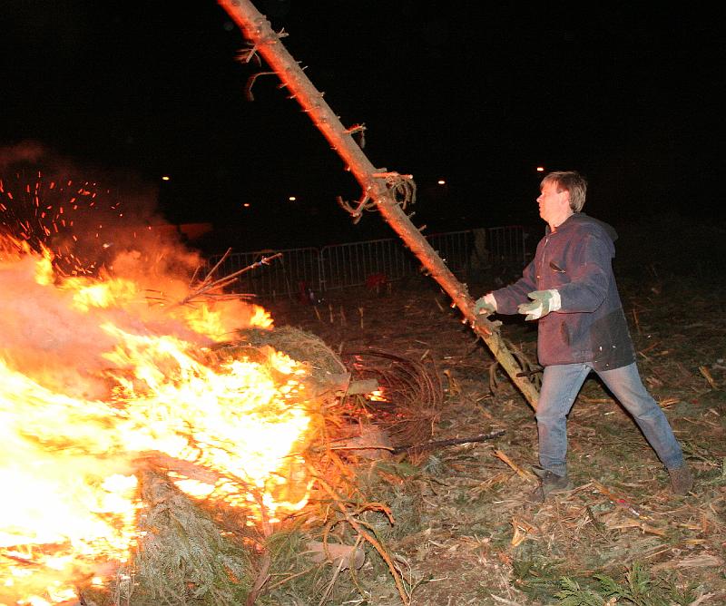 IMG_0702.JPG - en hier een paal om het beleke wat te onderstutten...