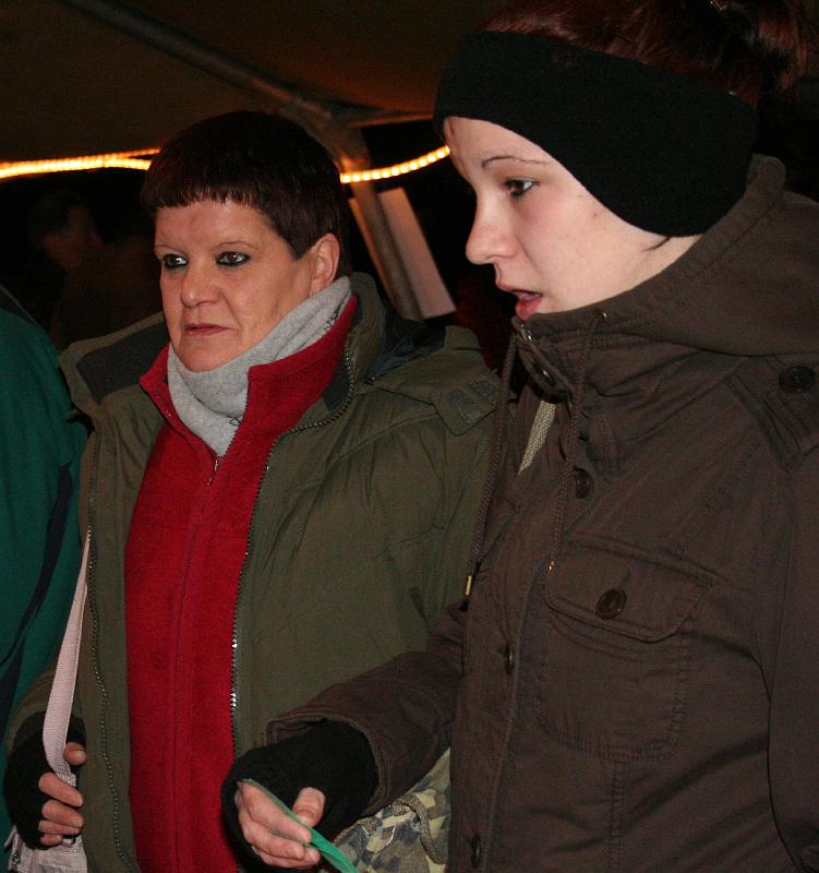 IMG_0711.JPG - zelfs de doedelzakspeler had schoon volk bij...