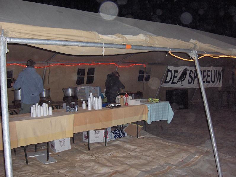 HPIM4374.jpg - glühwein, choko, soep en braadworsten....voor de fanfare van honger en dorst...