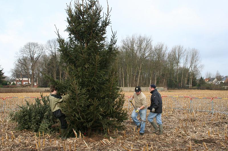IMG_0411.JPG - hou hem efkes tegen , ik ben er zo...